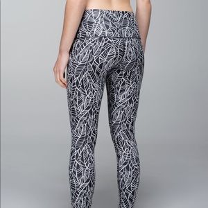 Lululemon Wunder Under Luxtreme Leggings